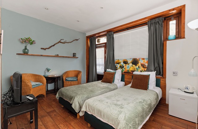 One-Bedroom Apartment with Private Bathroom -close by the Center of Amsterdam