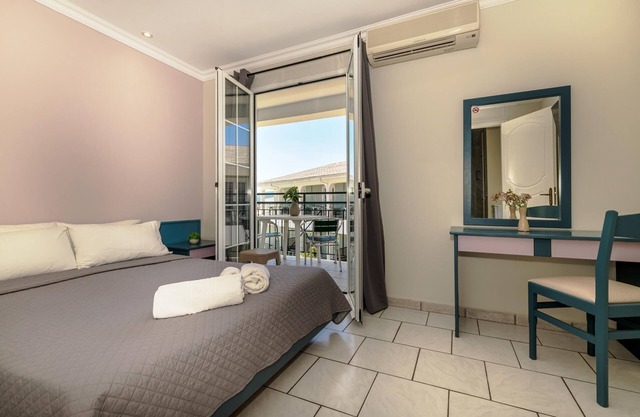 One Bedroom Apartment - Sofia's Hotel