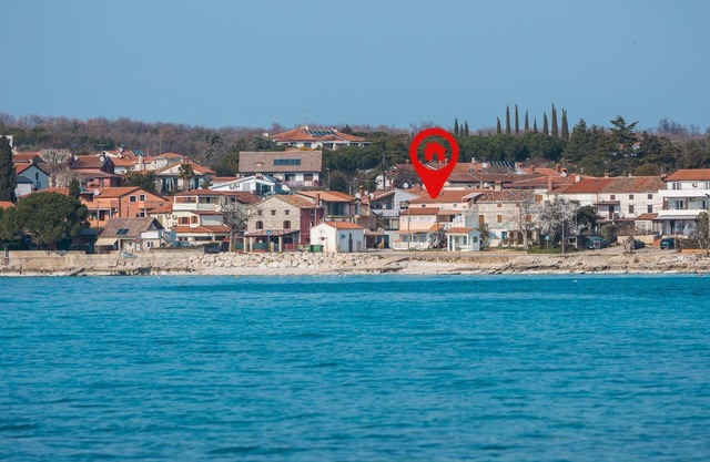 One bedroom apartment near beach Zambratija, Umag (A-2557-b)