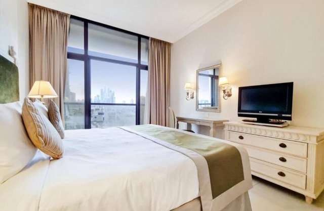 One Bedroom Apartment Next to Internet City Metro