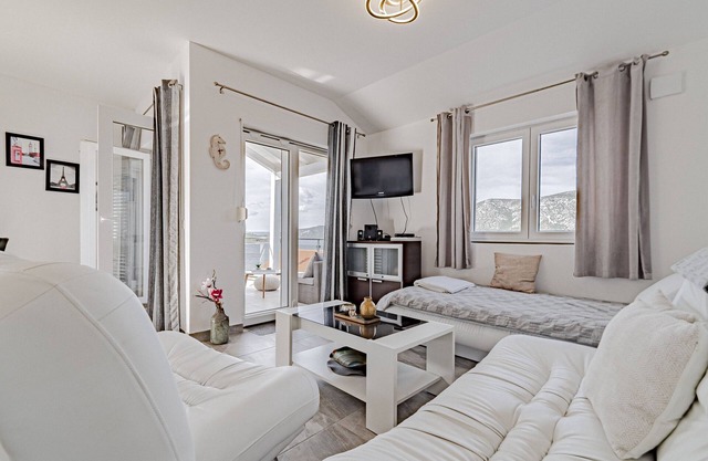 One bedroom apartment with terrace and sea view Kneža, Korčula (A-21863-a)