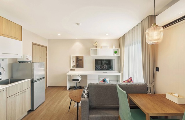 One bedroom Condo in Title V Condo 310