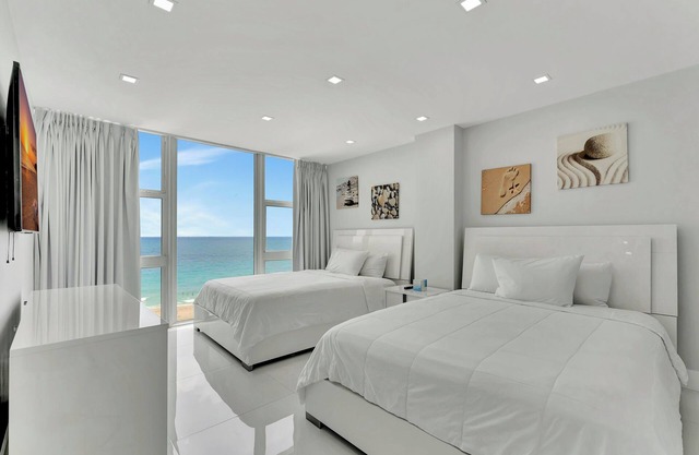 One Bedroom direct ocean front suite