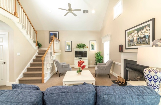 One Bedroom Luxury Cottage, Williamsburg, Virginia (1907722)