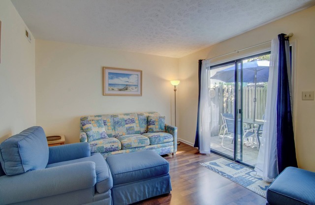 One Block from Ocean, Family-Friendly, Shared Pool, Two Bedroom Condo
