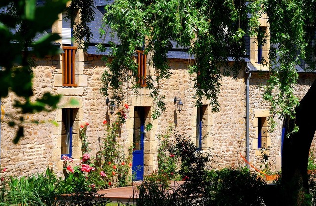 One of a kind! Fully renovated character gite 2 steps from the sea.