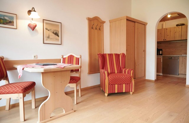 One-room apartment 37sqm, with fully equipped kitchen and balcony