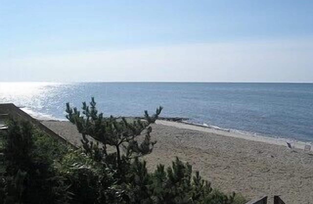 Only 1 summer Week Remaining Dog Friendly Walk To Beach Full A/C Great Reviews
