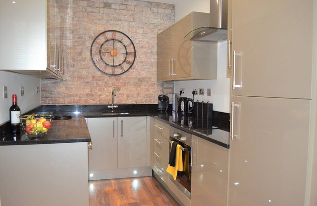 OnPoint Apartments - Deluxe Apartment City Centre Ideal Location!