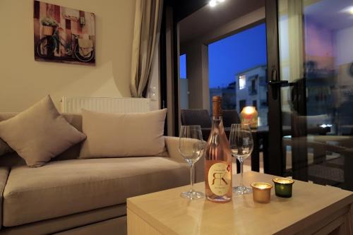 Onyx city Center Apartment With parking