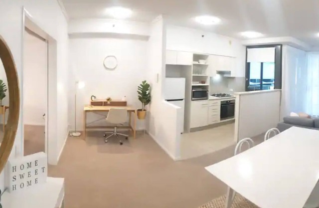 Open 1 Bedroom Apartment in Brisbane City