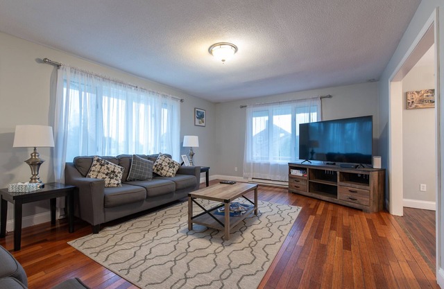 Open Concept Eastward Look Home with Central AC!