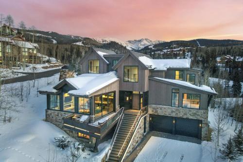 Open Oasis by Exceptional Stays