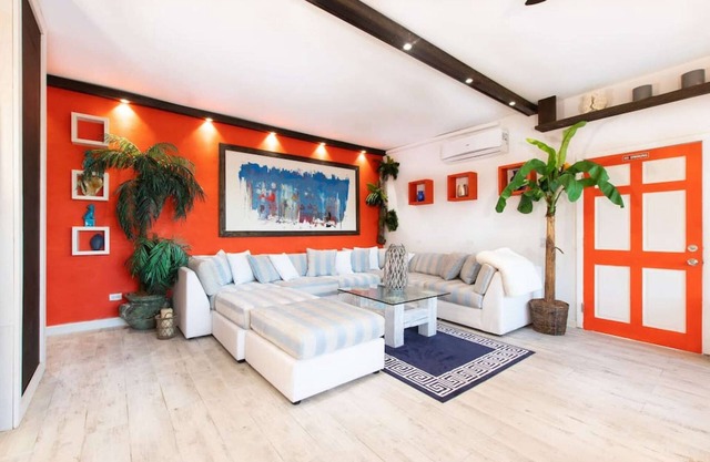 Orange Cottage at North Winds