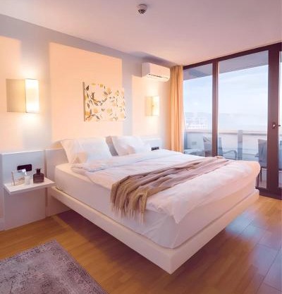 Orbi City Suites ApartHotel with SeaView