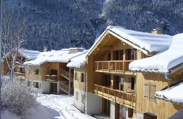 Orelle Val Thorens le hameau des Eaux d'Orelle