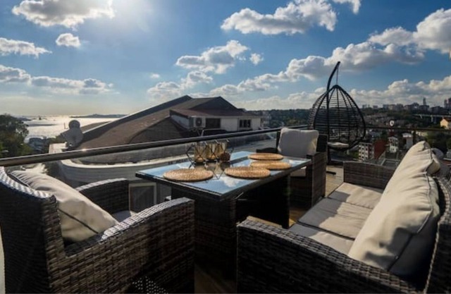 Ortaköy Modern & Luxury House with Bosporus View