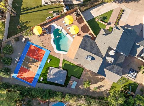 Outdoor Oasis Pool Sport Court Arcade Put Put