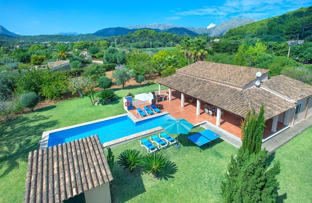 Owl Booking Villa Romeu - 10 Min Walk to the Old Town