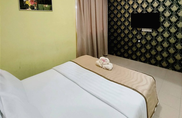 OYO 1172 MVM Transient House