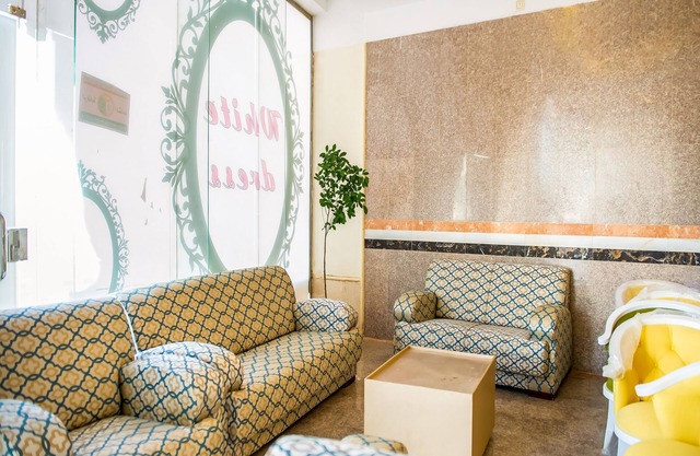 OYO 525 Rose Plaza1