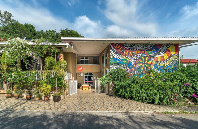 OYO 89932 DD Homestay
