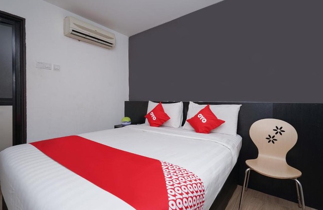 OYO 90106 Sindbad Hotel