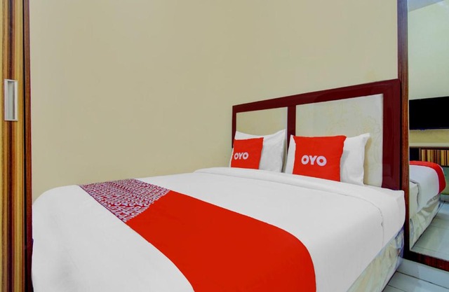 OYO 90153 Nature's Rooms Aeropolis