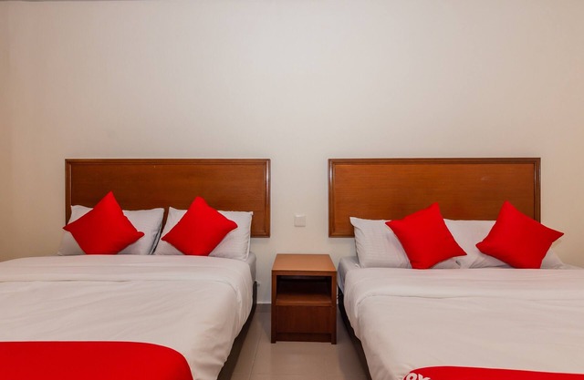 OYO 90893 Hotel 68 Kampung Lapan