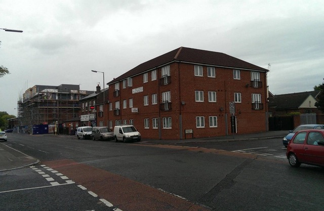 OYO Arinza Apartments, Liverpool