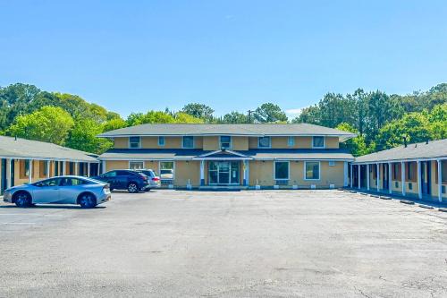 OYO Hotel Jonesboro Near Atlanta Airport