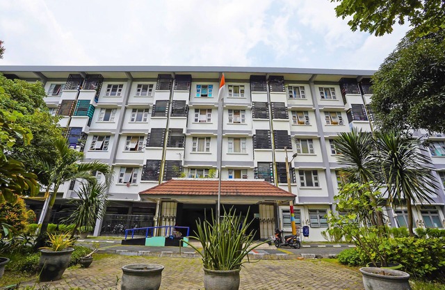 OYO Life 92474 Penginapan Rusunawa Ii
