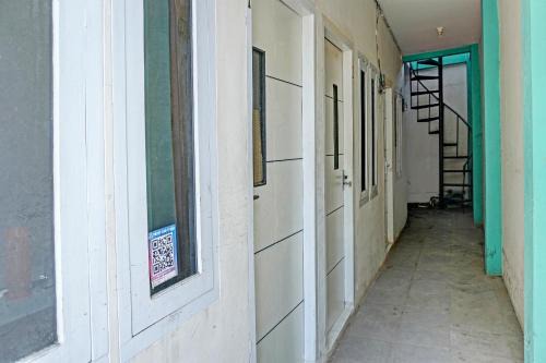 OYO Life 92684 Kost Mutiara Nirwana