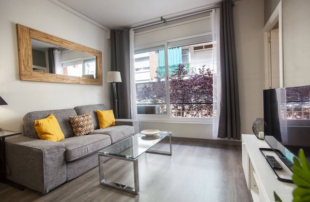 P9MDR305 Nice apartment in Poble Sec