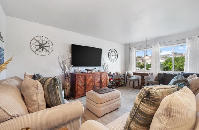 Pacific Beach Cottage