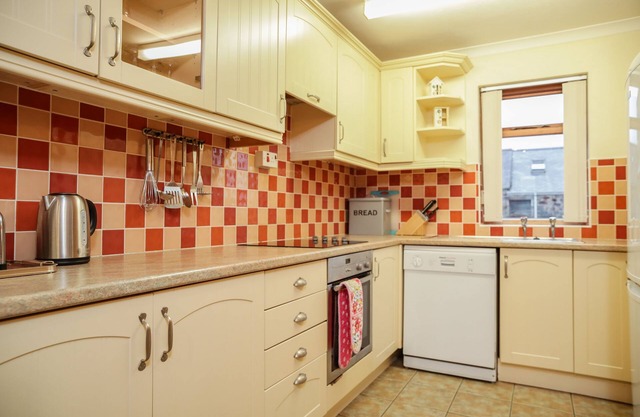 PADARN - a bungalow that sleeps 8 guests in 4 bedrooms