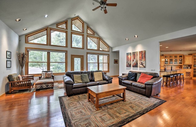 Pagosa Springs Home w/Patio, Grill & Hot Tub!