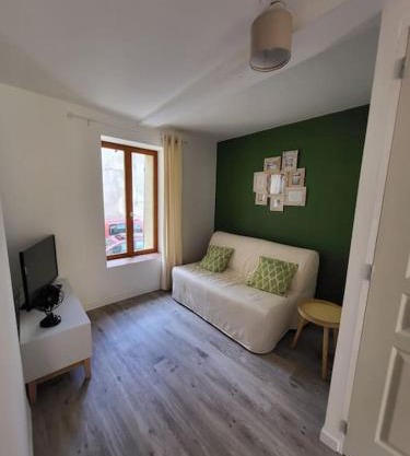 Paisible maison de village avec terrasse