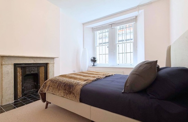 Palacial 3 Super King Bedrooms