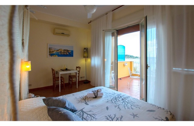 Palermo, central area in Sferracavallo - Mondello, exclusive sea view terrace