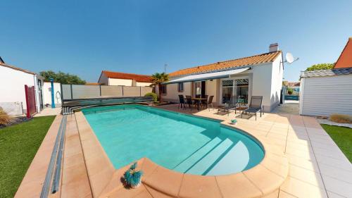 Palm Cornue avec piscine privative