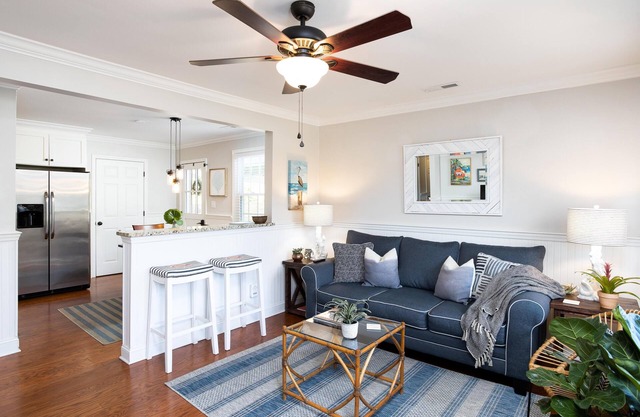 Palm Key - A Cozy Coastal Cottage