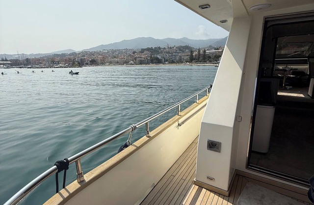 PALME Yacht - Cannes Port Canto - Pointe Croisette - Face à la Mer