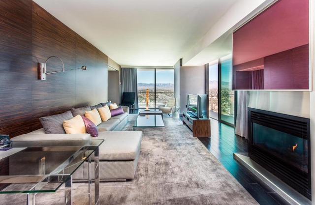 Palms Place One Bedroom Suite 1220 sqft