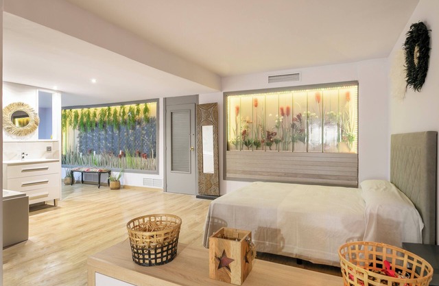 PANDORA LOFT (Near the Real Club de Regatas)