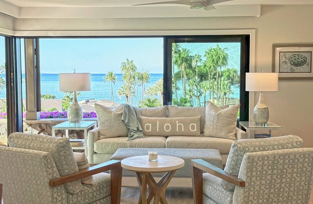 Panoramic Ocean Views! Remodeled/Redecorated! Very Pretty Corner Ground Floor 2 bedroom/2 bath