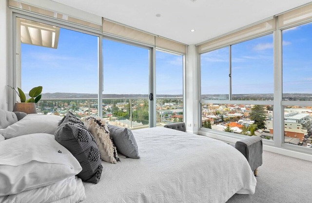 Panoramic Paradise in Glenelg
