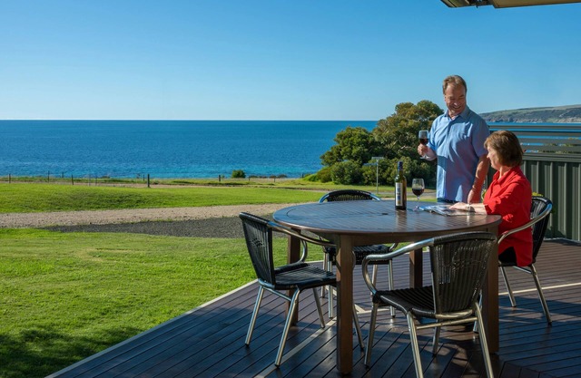 Panoramic Sea Views over Emu Bay