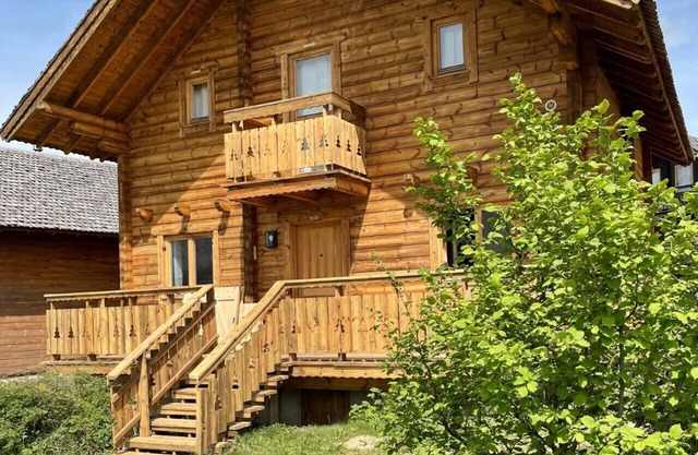 Panoramic view chalet ready for the piste