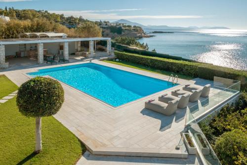 Paradise Beachfront Villa Athenian Riviera